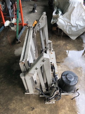 ขาย ลิฟท์ยกรถวีลแชร์ นำเข้าญี่ปุ่น ราคา 18,000