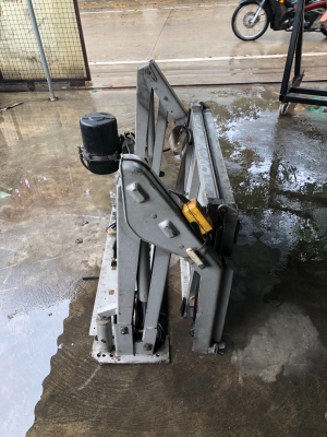 ขาย ลิฟท์ยกรถวีลแชร์ นำเข้าญี่ปุ่น ราคา 18,000