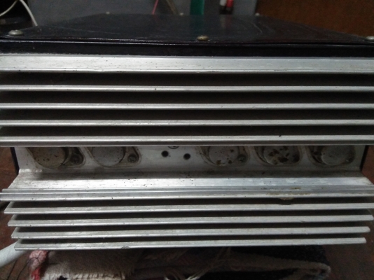 ขายหม้อแปลงไฟออก12โวล40แอม