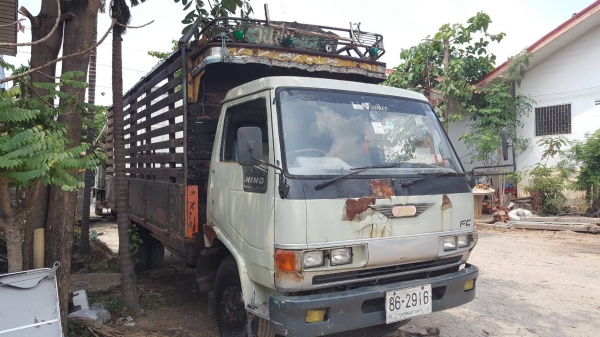 ขายรถ HINO KM779 ปี32 ขายรถ HINO KM779 ปี32