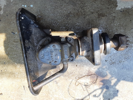 ลำโพงลากจูง ยี้ห้อ rkg สีดำ