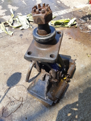 ลำโพงลากจูง ยี้ห้อ rkg สีดำ