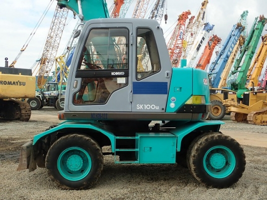 KOBELCO SK100W รถนำเข้าตรงจากญี่ปุ่น มาถึงพีซีซี เทรดเดอร์ เร็ว ๆ นี้
