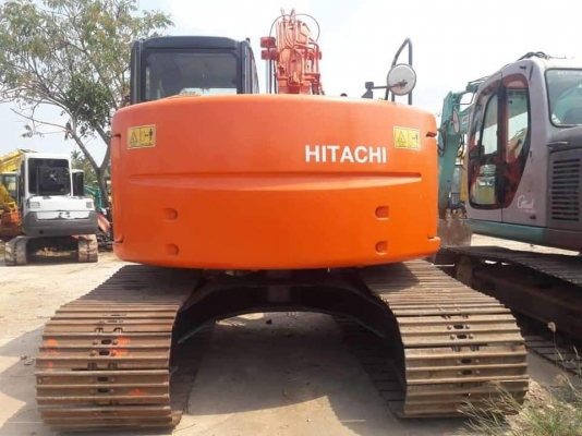 ขายจ้า..HITACHI ZX135US-E เก่านอกแท้  แทรคใหญ่  มีลายแย๊ก พร้อมใช้ โทร 089-3818694จ๊อย