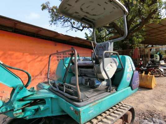 ขายรถขุดแบคโฮ KOMATSU Pc25-7 ขนาดPc25 รถเก่านอกแท้100\% (คอลโทลน้ำมัน เครื่องแน่น ระบบไว) รถพร้อมใช้งาน เอกสารใบอินวอยครบ              ????ราคา  360,000 ต่อรองได้???? ☎️ติดต่อ 096-3268553 (สถิตย์พันธ์) ????ID LINE 0963268553 ร้านรุ่งเจริญแทรกเตอร์ อำเภอพระ