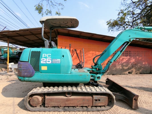 ขายรถขุดแบคโฮ KOMATSU Pc25-7 ขนาดPc25 รถเก่านอกแท้100\% (คอลโทลน้ำมัน เครื่องแน่น ระบบไว) รถพร้อมใช้งาน เอกสารใบอินวอยครบ              ????ราคา  360,000 ต่อรองได้???? ☎️ติดต่อ 096-3268553 (สถิตย์พันธ์) ????ID LINE 0963268553 ร้านรุ่งเจริญแทรกเตอร์ อำเภอพระ