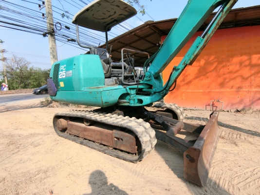 ขายรถขุดแบคโฮ KOMATSU Pc25-7 ขนาดPc25 รถเก่านอกแท้100\% (คอลโทลน้ำมัน เครื่องแน่น ระบบไว) รถพร้อมใช้งาน เอกสารใบอินวอยครบ              ????ราคา  360,000 ต่อรองได้???? ☎️ติดต่อ 096-3268553 (สถิตย์พันธ์) ????ID LINE 0963268553 ร้านรุ่งเจริญแทรกเตอร์ อำเภอพระ