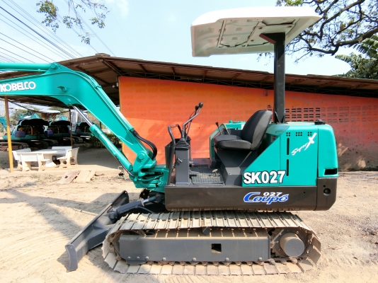 ขายรถขุดแบคโฮ KOBELCO SK027 ขนาดเทียบเท่าPc30 รถเก่านอกแท้100\% (เครื่องแน่น ระบบไว แทรคเหล็ก) รถพร้อมใช้งาน เอกสารใบอินวอยครบ              ????ราคา 290,000 ต่อรองได้???? ☎️ติดต่อ 096-3268553 (สถิตย์พันธ์) ????ID LINE 0963268553 ร้านรุ่งเจริญแทรกเตอร์ อำเภ