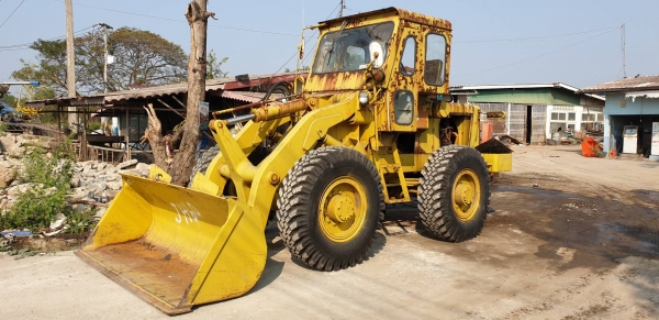 JH65 รถตักล้อยางเอวอ่อน KOMATSU@285,000฿ รถนอกเพิ่งนำเข้ามายังไม่เคยใช้งานในเมืองไทยเลยเครื่องดีเซล6สูบ เอกสารอินวอยล์สนใจคลิ๊ก☎081-989-1989 หรั่งครับ