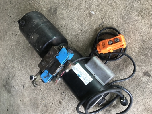 ขายปั้มไฮดรอลิก ใช้ไฟ 220 V พร้อมโซลีนอย 2 ทาง