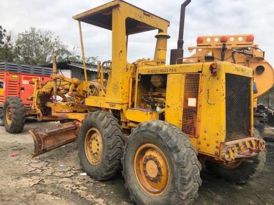 รถเกรด cat 120G ใบมีด 12 ฟุต รถเกรด cat 120G ใบมีด 12 ฟุต