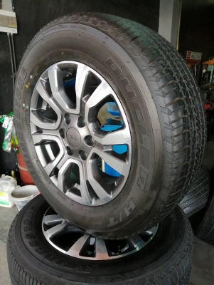 Ford Ranger ขอบ18 6รู พร้อมยาง BRIDGESTONE DUELER 840ปี 18 Ford Ranger ขอบ18 6รู พร้อมยาง BRIDGESTONE DUELER 840ปี 18