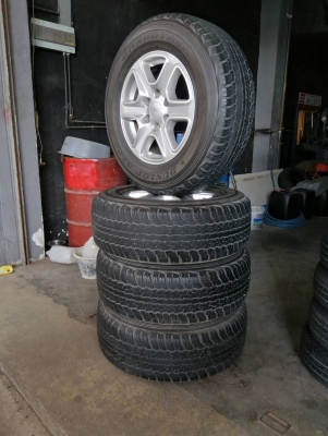 Ford Ranger ขอบ17 6รู พร้อมยาง Dunlop AT22 ปี 13 Ford Ranger ขอบ17 6รู พร้อมยาง Dunlop AT22 ปี 13