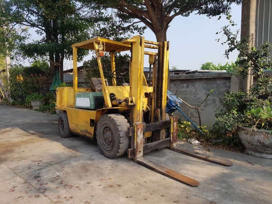 KOMATSU 4 ตัน รุ่น 4 ดีเซล เครื่องนิ่ม วิ่งดี เดิมๆ ญี่ปุ่นแท้ ไม่เคยใช้ในไทย ชมเครื่องจักร โฟล์คลิฟท์ รอก นับ1,000รายการจากญี่ปุ่นwww.paholgroup.com