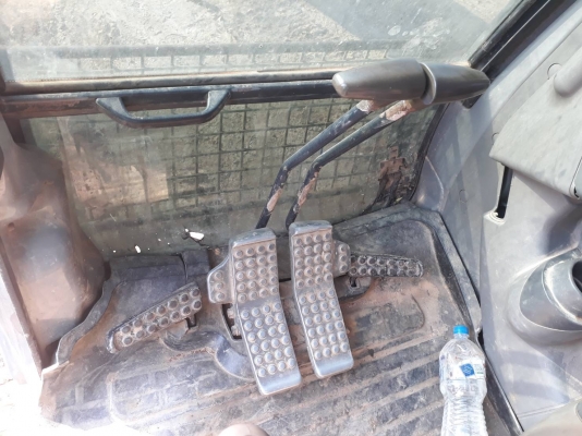 ขายรถแบคโฮ HITACHI ZX 200-1 ขายรถแบคโฮ HITACHI ZX 200-1