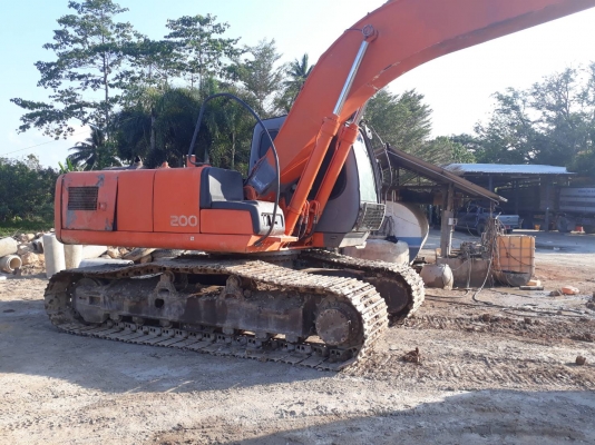 ขายรถแบคโฮ HITACHI ZX 200-1 ขายรถแบคโฮ HITACHI ZX 200-1