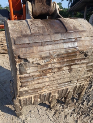 ขายรถแบคโฮ HITACHI ZX 200-1 ขายรถแบคโฮ HITACHI ZX 200-1