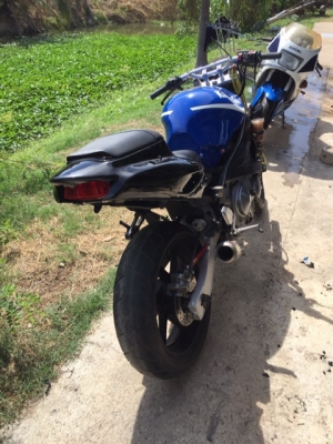 ขาย คาวาซากิ ZZR 400 รถพร้อมใช้ ขาย คาวาซากิ ZZR 400 รถพร้อมใช้