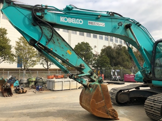 ขาย KOBELCO SK200-9 # YN13 Year 2014 เก่านอกจากญี่ปุ่น ยังไม่เคยใช้งานในเมืองไทย สนใจติดต่อ อำพล 090-9694506,