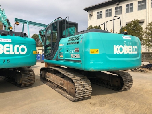 ขาย KOBELCO SK200-9 # YN13 Year 2014 เก่านอกจากญี่ปุ่น ยังไม่เคยใช้งานในเมืองไทย สนใจติดต่อ อำพล 090-9694506,