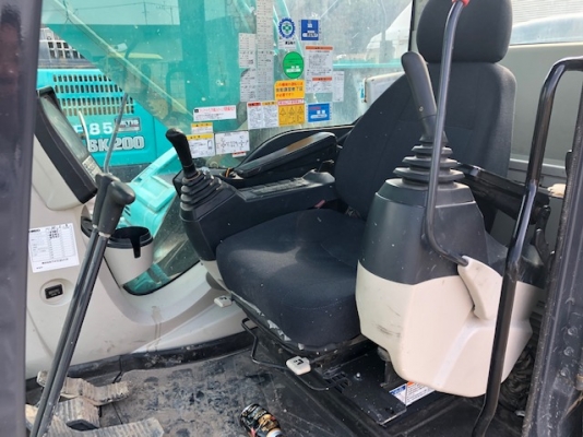 ขาย KOBELCO SK200-9 # YN13 Year 2014 เก่านอกจากญี่ปุ่น ยังไม่เคยใช้งานในเมืองไทย สนใจติดต่อ อำพล 090-9694506,