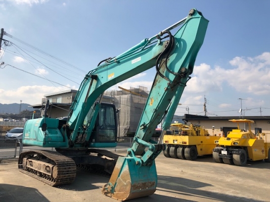 ขาย KOBELCO SK200-9 # YN13 Year 2014 เก่านอกจากญี่ปุ่น ยังไม่เคยใช้งานในเมืองไทย สนใจติดต่อ อำพล 090-9694506,