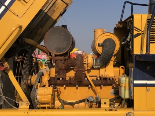 ขายรถตักล้อยาง KOMATSU WA300-1 นำเข้าเองจากญี่ปุ่น สภาพสวยพร้อมใช้ มีVDOการทำงานครับ ขายรถตักล้อยาง KOMATSU WA300-1 นำเข้าเองจากญี่ปุ่น สภาพสวยพร้อมใช้ มีVDOการทำงานครับ