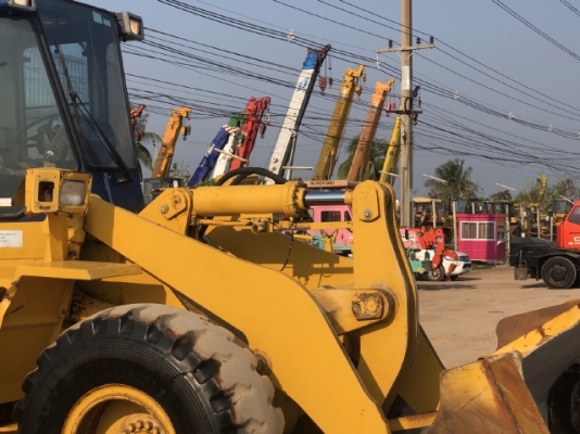 ขายรถตักล้อยาง KOMATSU WA300-1 นำเข้าเองจากญี่ปุ่น สภาพสวยพร้อมใช้ มีVDOการทำงานครับ ขายรถตักล้อยาง KOMATSU WA300-1 นำเข้าเองจากญี่ปุ่น สภาพสวยพร้อมใช้ มีVDOการทำงานครับ