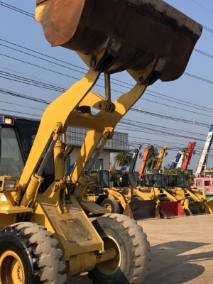 ขายรถตักล้อยาง KOMATSU WA300-1 นำเข้าเองจากญี่ปุ่น สภาพสวยพร้อมใช้ มีVDOการทำงานครับ ขายรถตักล้อยาง KOMATSU WA300-1 นำเข้าเองจากญี่ปุ่น สภาพสวยพร้อมใช้ มีVDOการทำงานครับ