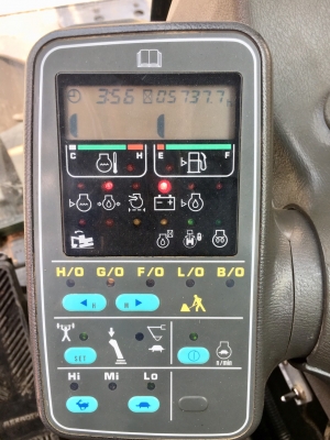 Komatsu PW130ES-6K รถขุดล้อยาง นำเข้าจากญี่ปุ่น โทร. 080-6565422 (หนิง)