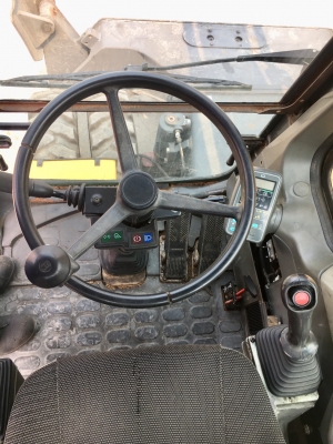 Komatsu PW130ES-6K รถขุดล้อยาง นำเข้าจากญี่ปุ่น โทร. 080-6565422 (หนิง)