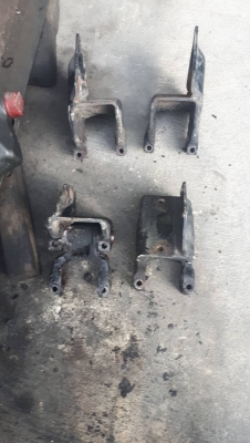 ขายตุ๊กตาหน้า หลัง ของ isuzu deca ทั้งชุด