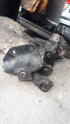 ขายตุ๊กตาหน้า หลัง ของ isuzu deca ทั้งชุด