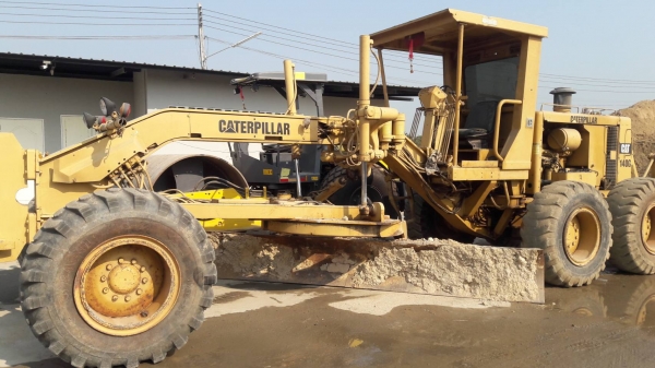 ขายรถเกรด CAT140G เอกสารเล่มทะเบียนราคา1,900,000