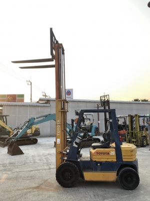 TOYOTA 5FG20 ขนาด2ตัน เสาสูง 3.7เมตร ไม่เคยใช้งานในไทย