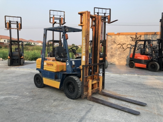 TOYOTA 5FG20 ขนาด2ตัน เสาสูง 3.7เมตร ไม่เคยใช้งานในไทย