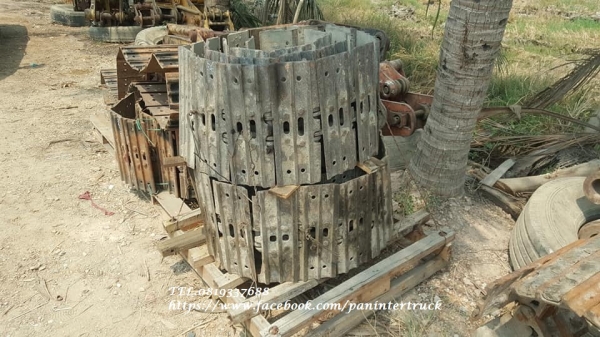 SALE*FROM JAPANลดกระหน่ำ!!โซ่พร้อมแผ่นแทรค สำหรับรถขุดไซค์ 40,45,50,55 :จำนวน 36 ข้อ *ราคาเพียง:คู่ละ*32,000 บาท เท่านั้น!!