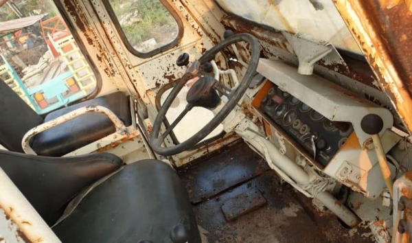 JH65 รถตักล้อยางเอวอ่อน KOMATSU@295,000฿ รถนอกเพิ่งนำเข้ามายังไม่เคยใช้งานในเมืองไทยเลยเครื่องดีเซล6สูบขับ4ล้อตัก2คิวยกสูง3.5เมตร เอกสารอินวอยล์สนใจคลิ๊ก☎081-989-1989 หรั่งครับ