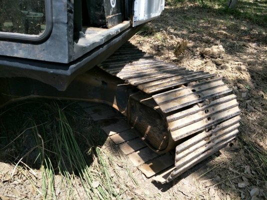 มี VDO ให้ชม.KOMATSU PC120-3 ราคา 300000