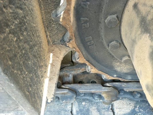 มี VDO ให้ชม.KOMATSU PC120-3 ราคา 300000