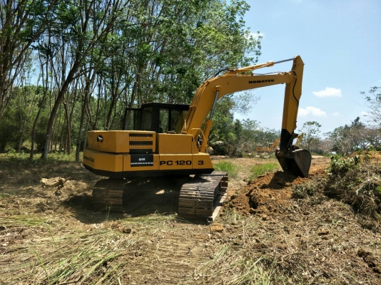 มี VDO ให้ชม.KOMATSU PC120-3 ราคา 300000