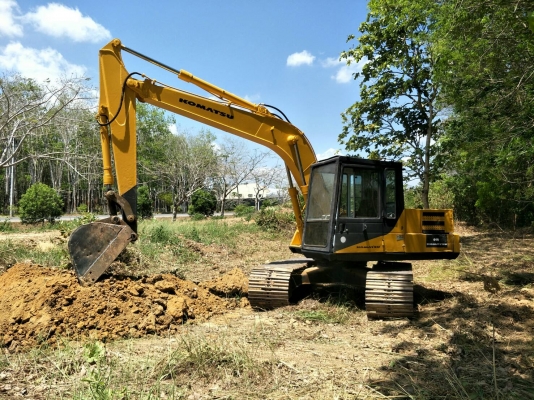 มี VDO ให้ชม.KOMATSU PC120-3 ราคา 300000