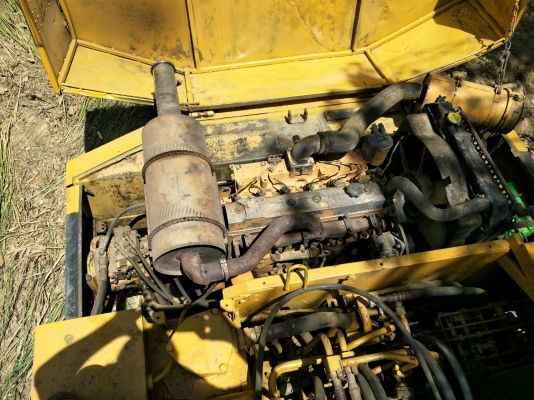 มี VDO ให้ชม.KOMATSU PC120-3 ราคา 300000