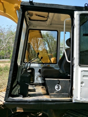 มี VDO ให้ชม.KOMATSU PC120-3 ราคา 300000