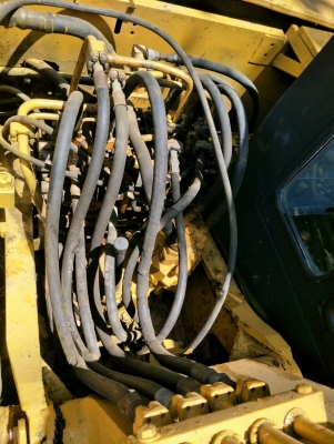 มี VDO ให้ชม.KOMATSU PC120-3 ราคา 300000