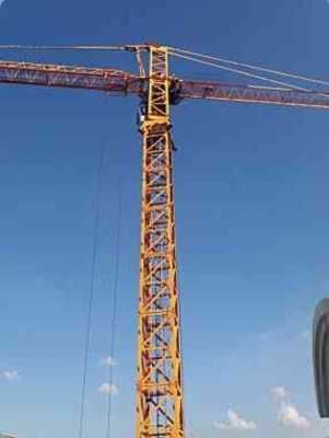 ขาย!!! ทาวเวอร์เครน Comedil รุ่น 4213