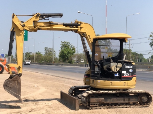 ขายรถขุด CAT 305SR นำเข้าจากญี่ปุ่น สภาพสวยพร้อมใช้ มีVDOการทำงานครับ