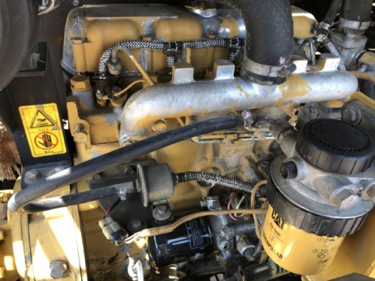 ขายรถขุด CAT 305SR นำเข้าจากญี่ปุ่น สภาพสวยพร้อมใช้ มีVDOการทำงานครับ