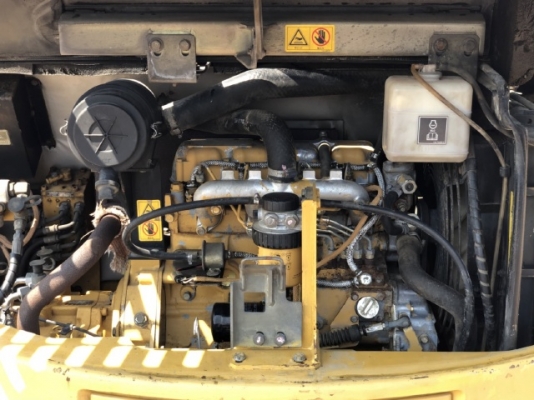 ขายรถขุด CAT 305SR นำเข้าจากญี่ปุ่น สภาพสวยพร้อมใช้ มีVDOการทำงานครับ