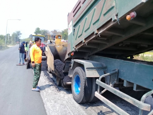 รถปูยาง Sumitomo HA60W-2 ปูใด้6เมตรมีเล่มทะเบียน พร้อมใช้เจ้าของขายเองเลิกกิจการ รถปูยาง Sumitomo HA60W-2 ปูใด้6เมตรมีเล่มทะเบียน พร้อมใช้เจ้าของขายเองเลิกกิจการ